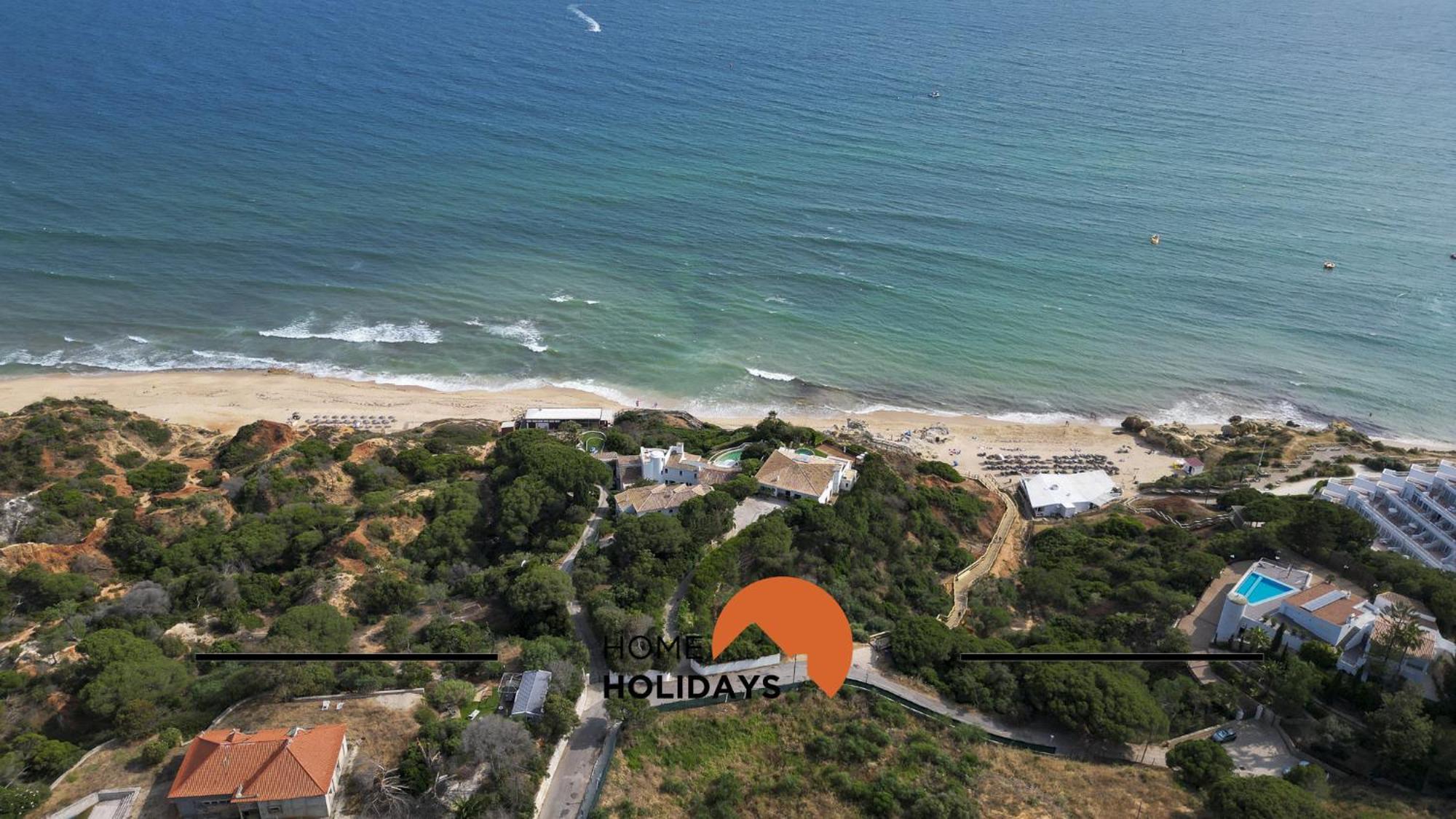 #269 Pedra Bicos R By Holidays